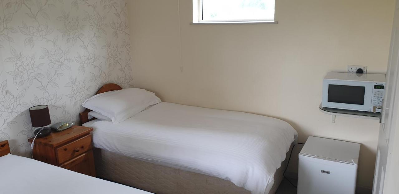 エイボンヒル B&B レディッチ エクステリア 写真